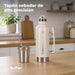 Set matero termo de acero inox 1,2 L con vaso y tapa en estilo moderno sobre mesa de madera.